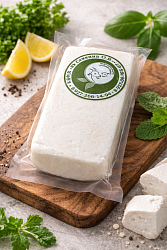 Брынза из козьего молока рассольная малосольная в вакууме 250гр